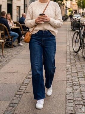 Old Navy High-Rise Wide Leg Jeans - Dark Blue